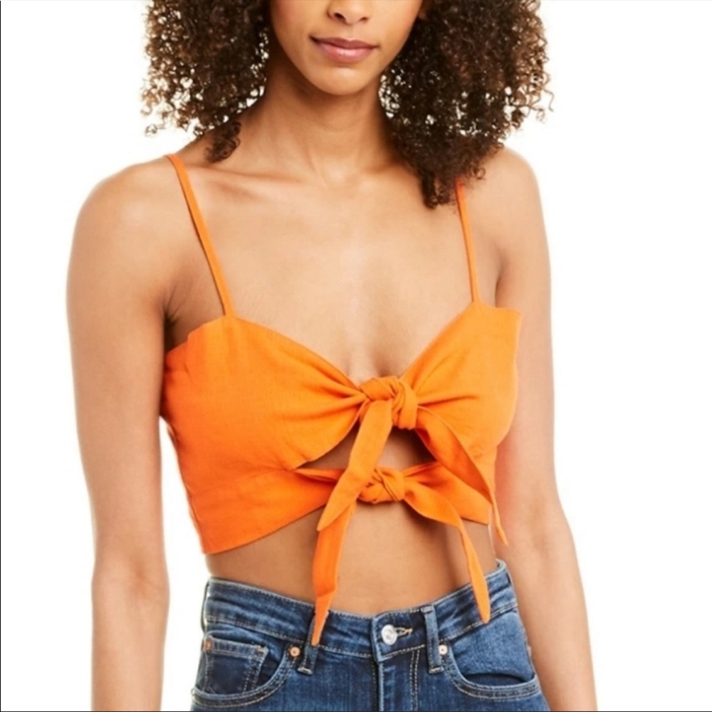 Charlie Holiday Linen Blend Crop Top